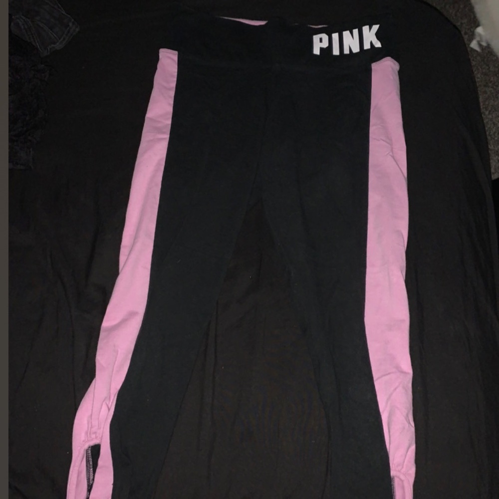 Victoria Secret Pink Capri leggings